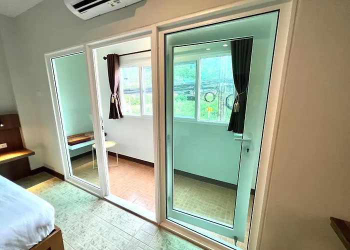 My Friend'S House Karon