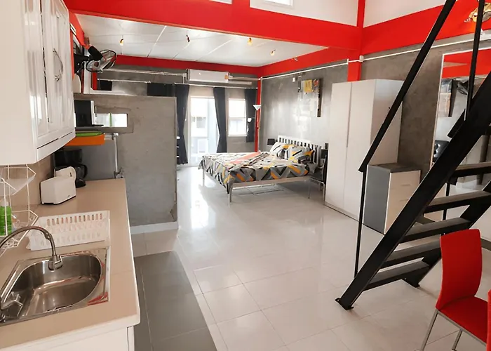 Suites & Gym Karon