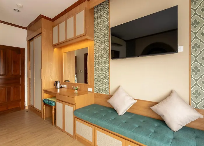 Baan Sailom Hotel Phuket - Sha Extra Plus